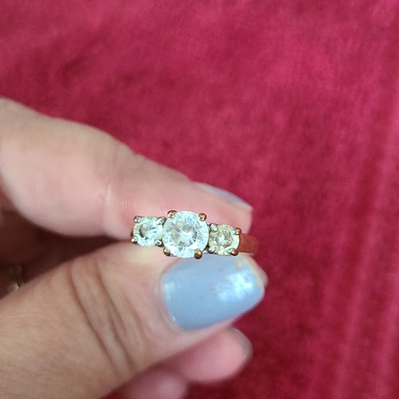 Jewelry - Cubic Zirconia Ring 💍